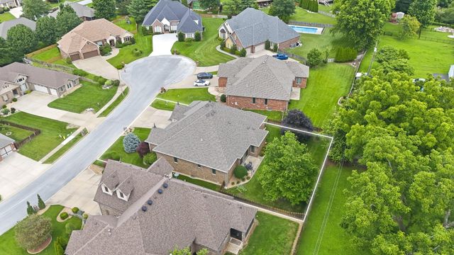 1272 Hayden Court E, Springfield, MO 65804