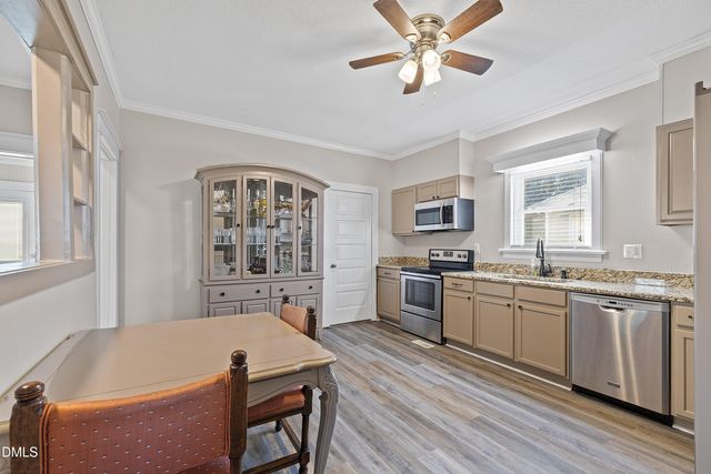 403 W E Street, Erwin, NC 28334