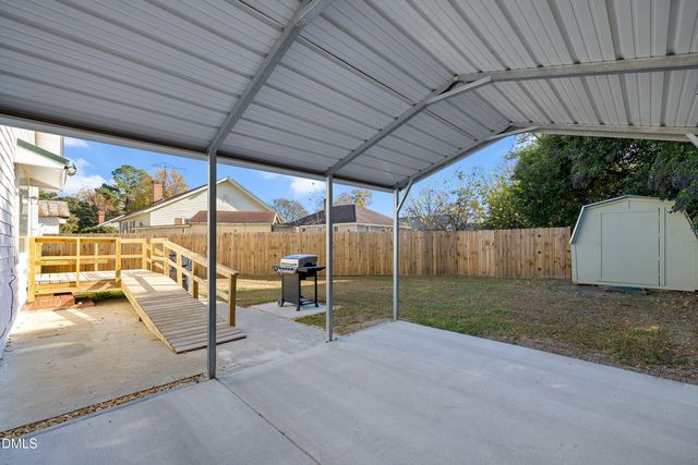 403 W E Street, Erwin, NC 28334