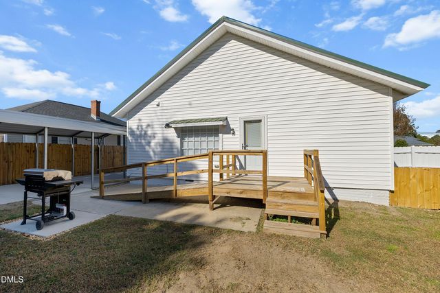 403 W E Street, Erwin, NC 28334