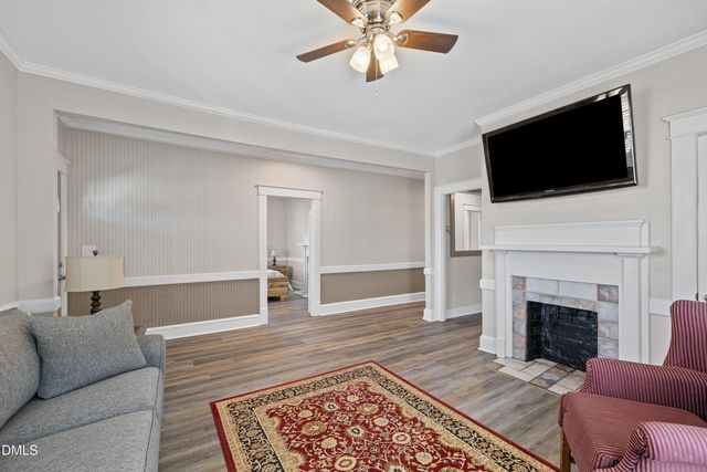 403 W E Street, Erwin, NC 28334