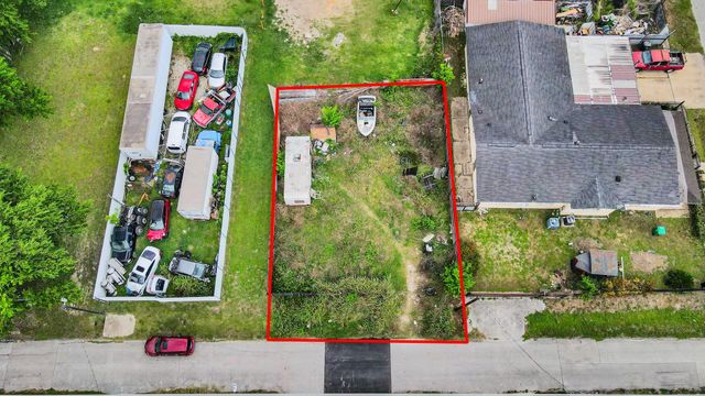 8617 Gibbons Street, Houston, TX 77012