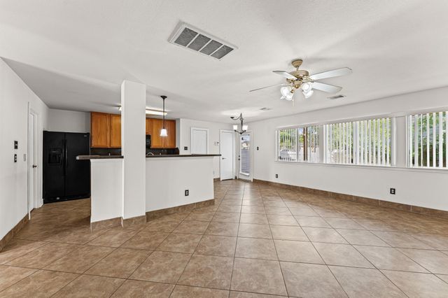 11803 Longwood Garden Way Way, Houston, TX 77047