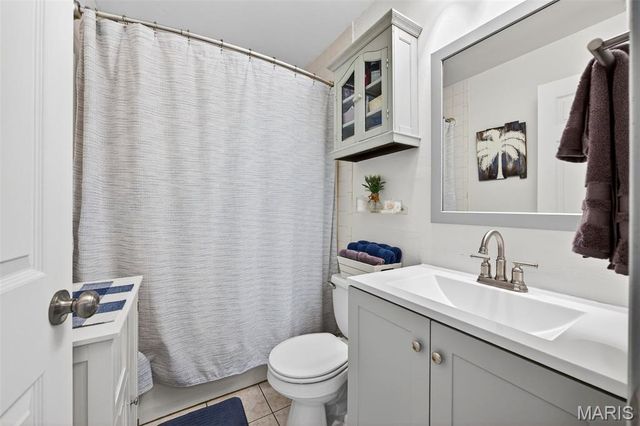 839 Caulks Hill Road, St Charles, MO 63304