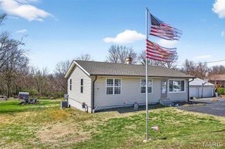 839 Caulks Hill Road, St Charles, MO 63304