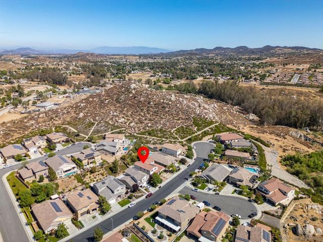 30656 Stage Coach Rd, Menifee, CA 92584