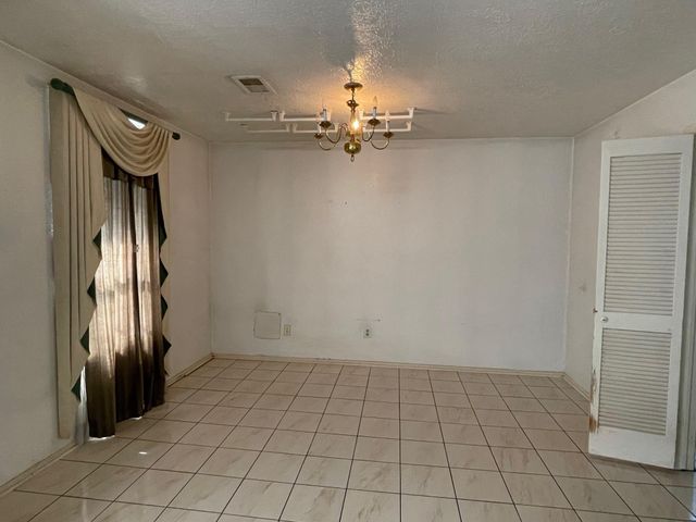 13130 Kingsmill Drive, Sugar Land, TX 77478