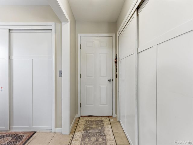 48194 Lamplighter Trail, Macomb Township, MI 48044