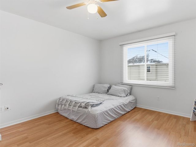 48194 Lamplighter Trail, Macomb Township, MI 48044