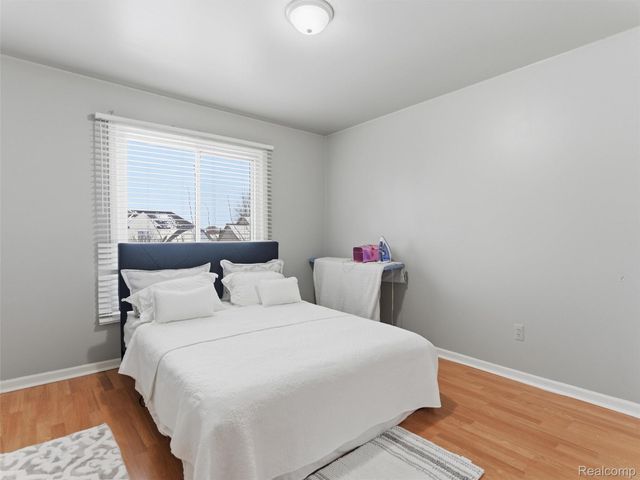 48194 Lamplighter Trail, Macomb Township, MI 48044