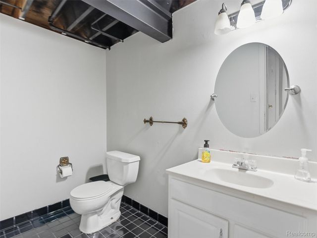 48194 Lamplighter Trail, Macomb Township, MI 48044