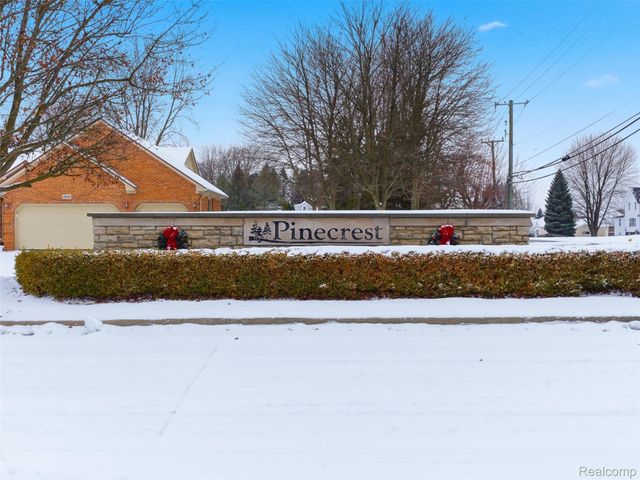 48194 Lamplighter Trail, Macomb Township, MI 48044