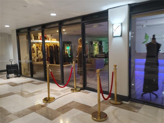 555 NE 15th St 21F, Miami, FL 33132