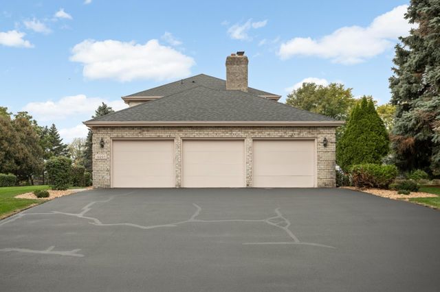 10205 27th Avenue N, Plymouth, MN 55441