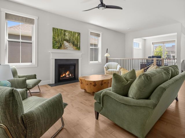 638 Vale Drive, South Burlington, VT 05403