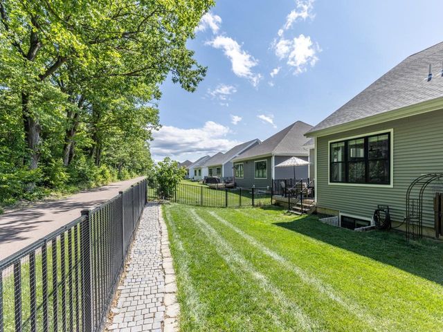 638 Vale Drive, South Burlington, VT 05403