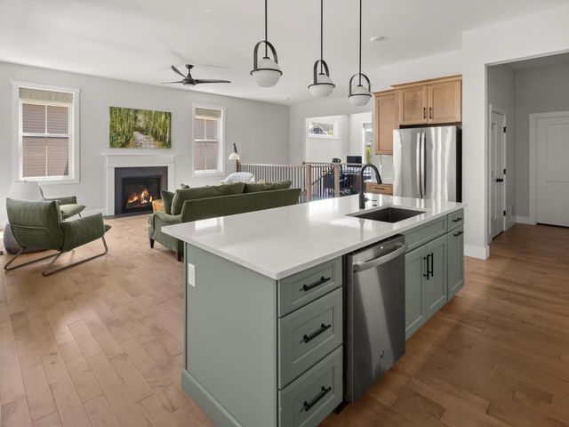 638 Vale Drive, South Burlington, VT 05403