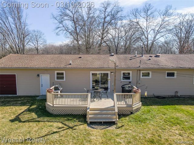 53225 Luann Drive, Shelby Twp, MI 48316