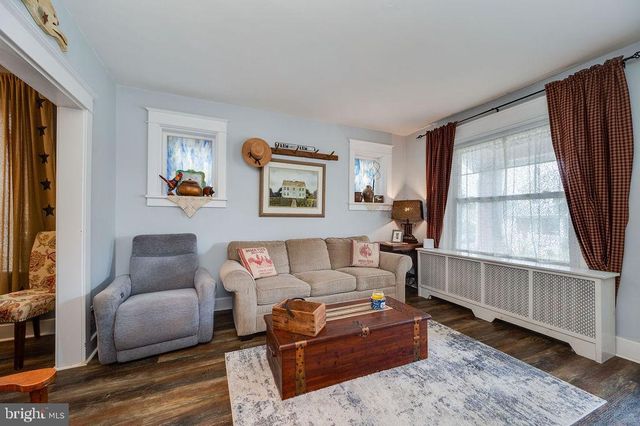 1532 FAYETTE AVE, Reading, PA 19607