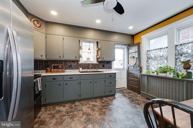 1532 FAYETTE AVE, Reading, PA 19607