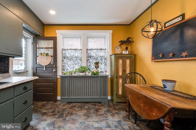 1532 FAYETTE AVE, Reading, PA 19607