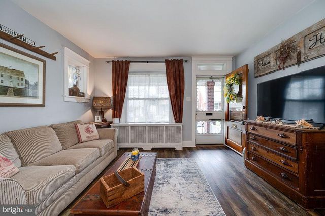 1532 FAYETTE AVE, Reading, PA 19607