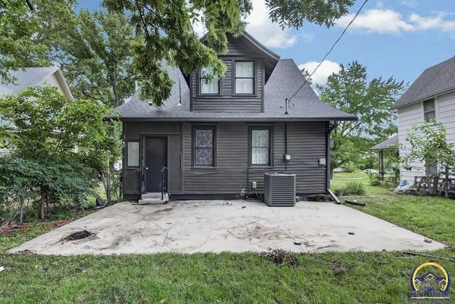 1187 SW Plass AVE, Topeka, KS 66604