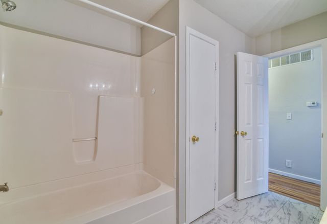 900 N Money Ave, Augusta, KS 67010