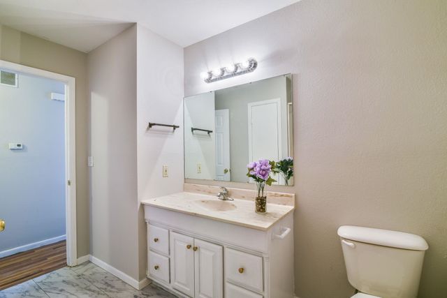 900 N Money Ave, Augusta, KS 67010