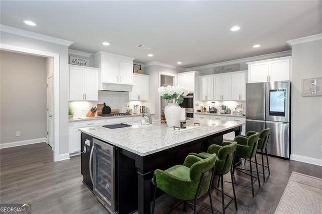 1041 Montrose Way, Hoschton, GA 30548