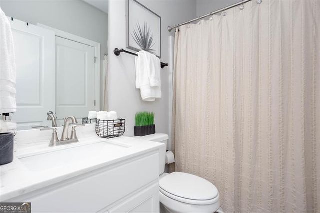 1041 Montrose Way, Hoschton, GA 30548