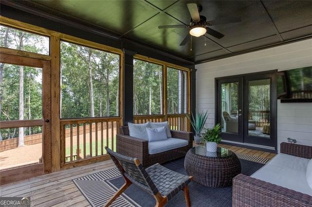 1041 Montrose Way, Hoschton, GA 30548