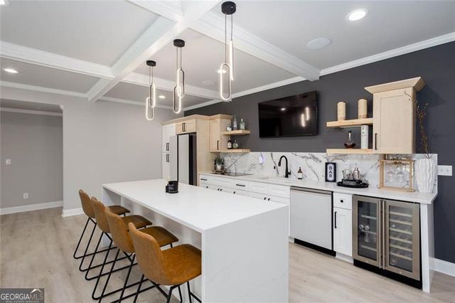 1041 Montrose Way, Hoschton, GA 30548