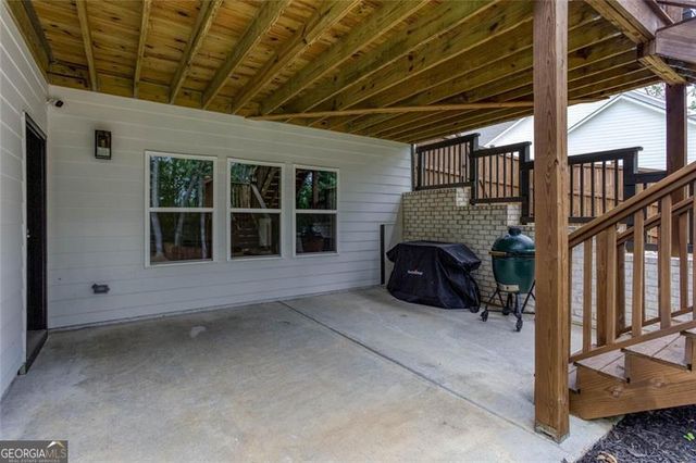 1041 Montrose Way, Hoschton, GA 30548