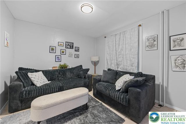 644 william, Bethlehem City, PA 18015