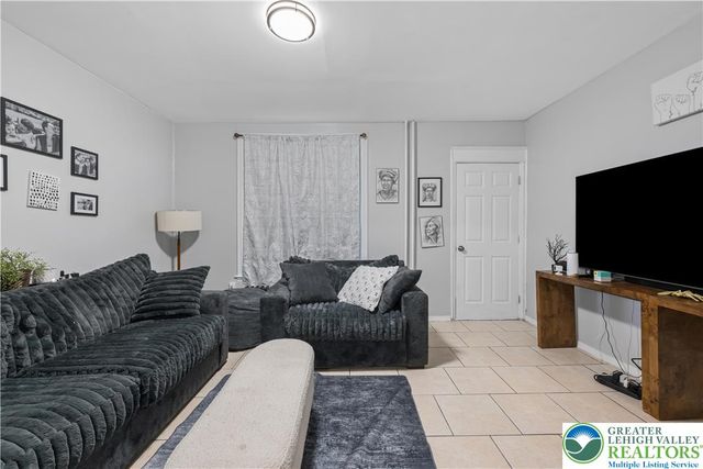 644 william, Bethlehem City, PA 18015