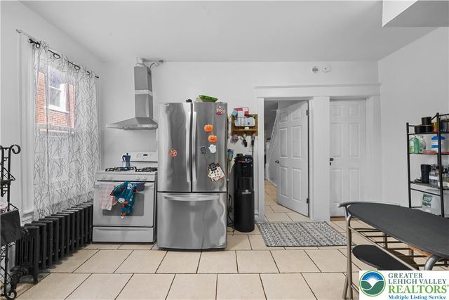 644 william, Bethlehem City, PA 18015