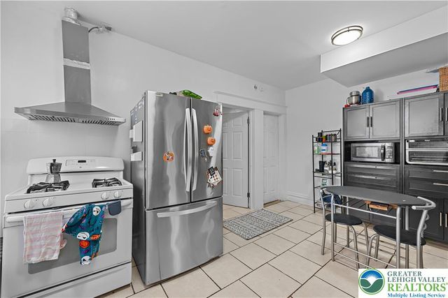 644 william, Bethlehem City, PA 18015