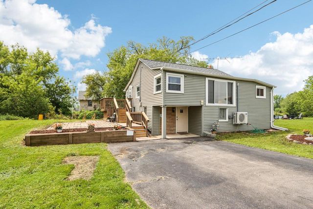 8832 Sadler DRIVE, Waterford, WI 53185
