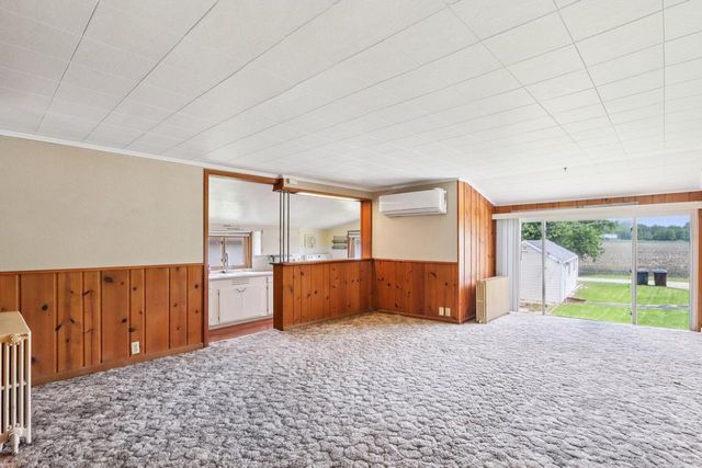 8832 Sadler DRIVE, Waterford, WI 53185