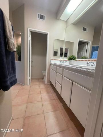 11841 Barletta Place, Moorpark, CA 93021