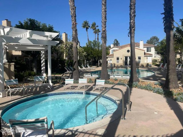 11841 Barletta Place, Moorpark, CA 93021