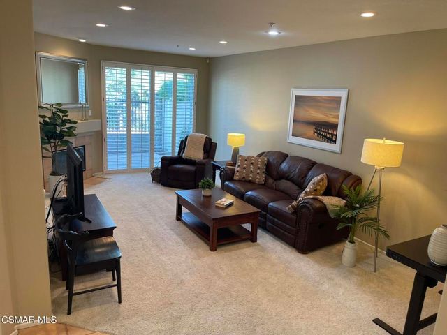 11841 Barletta Place, Moorpark, CA 93021