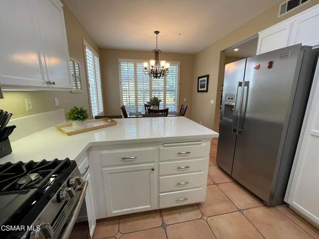 11841 Barletta Place, Moorpark, CA 93021