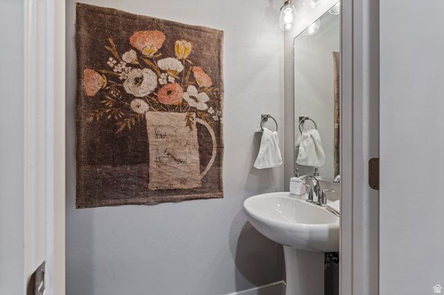 4966 W KITSAP WAY, South Jordan, UT 84009