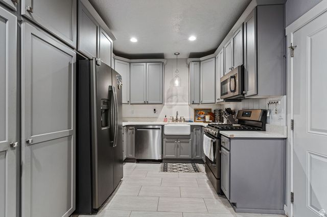 4966 W KITSAP WAY, South Jordan, UT 84009