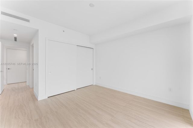2411 Laguna Circle 705, North Miami, FL 33181