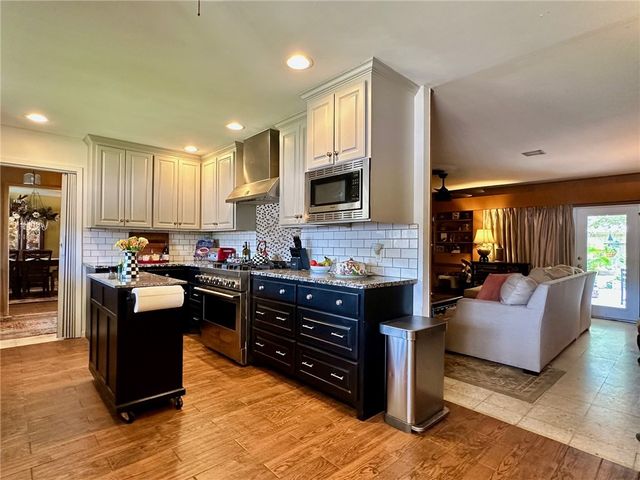 434 Troy Dr, Corpus Christi, TX 78412