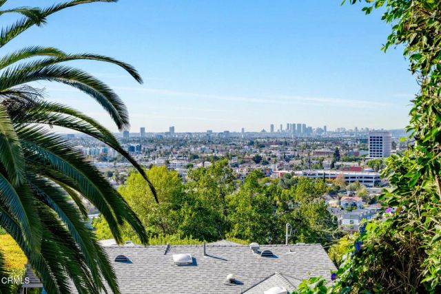 3864 Clayton Avenue, Los Angeles, CA 90027