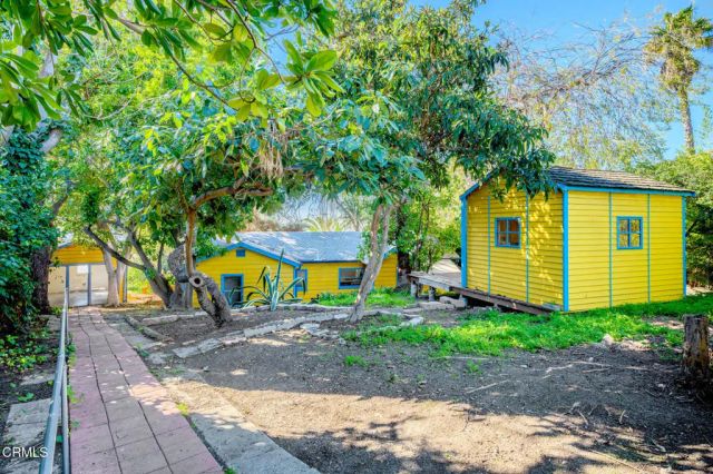 3864 Clayton Avenue, Los Angeles, CA 90027